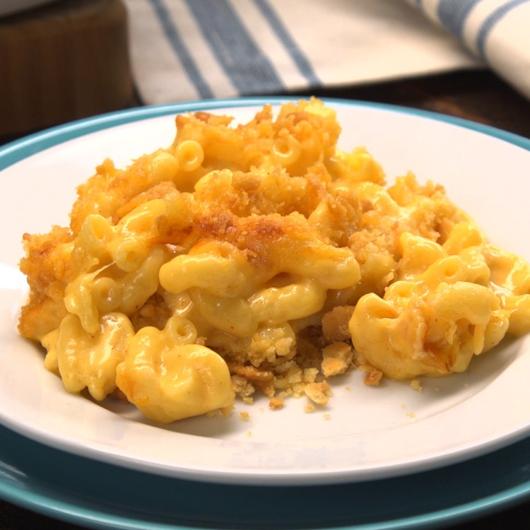 Baked Mac & Cheese plated
