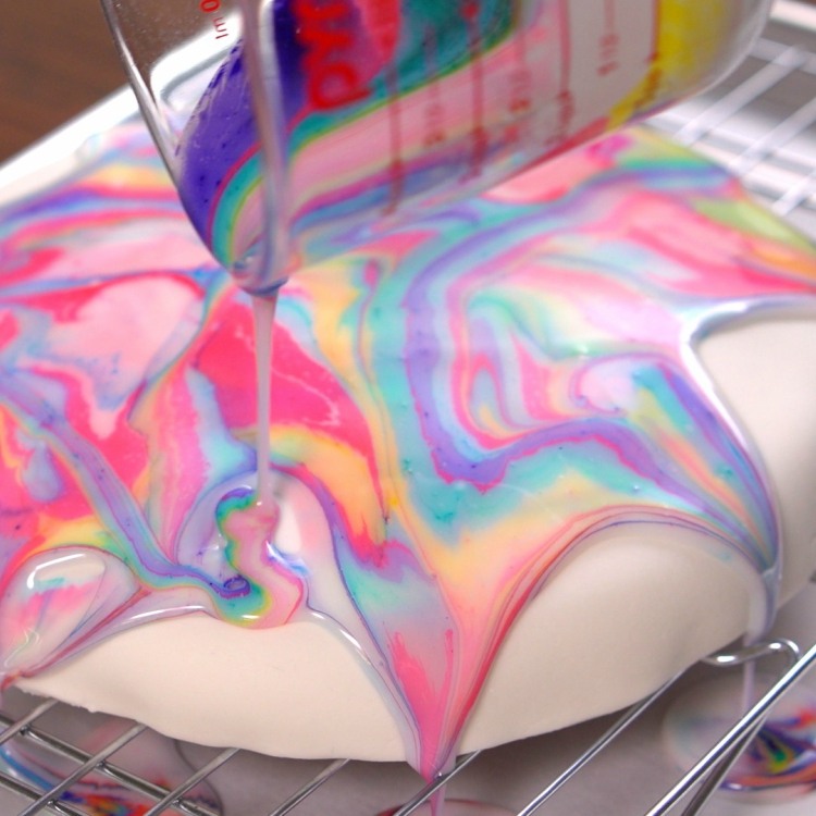 Pouring glaze for tie dye cake