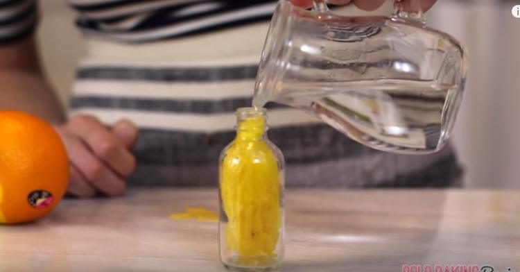 PouringLemonExtractHeader