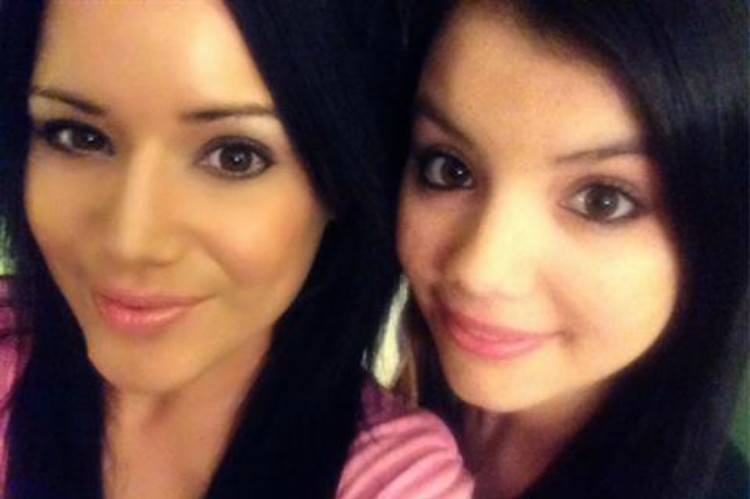 moms daughters contest
