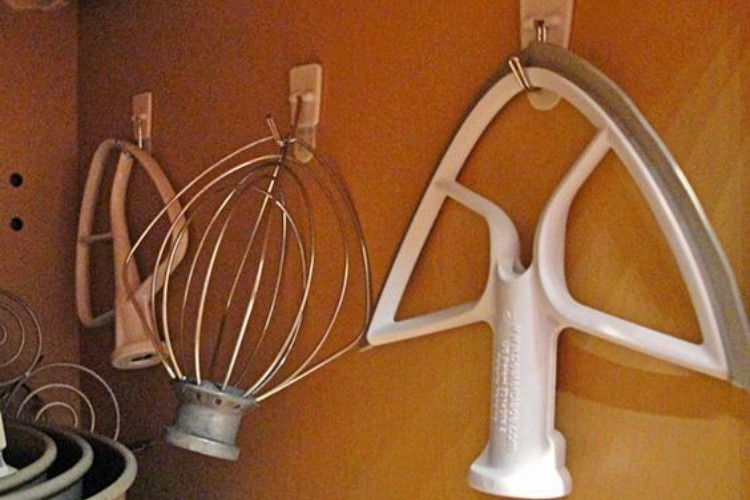 MixerAttachmentsonHooks