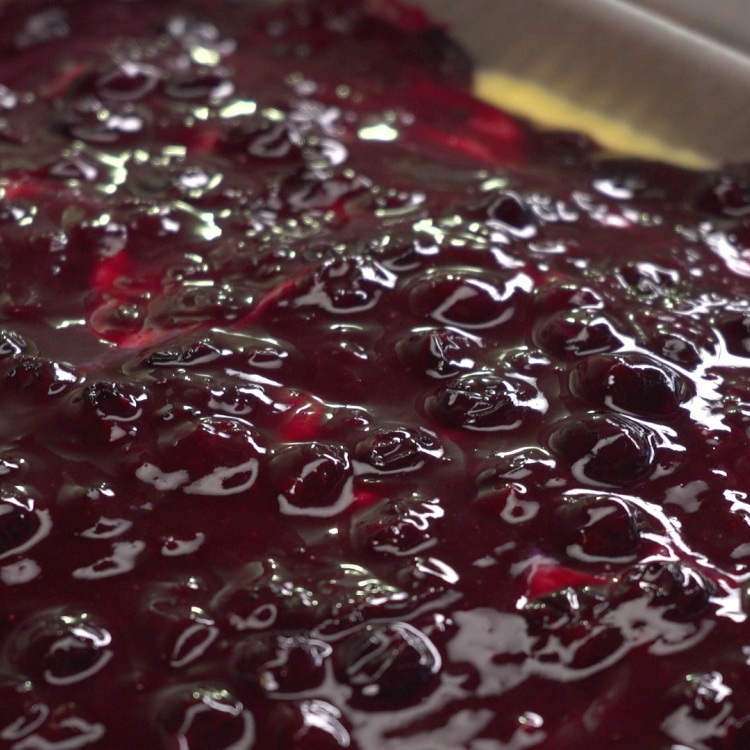 Blueberry sauce to top lemon pudding cake