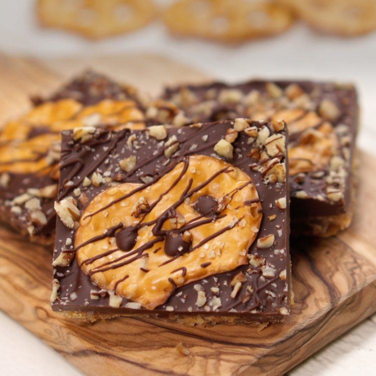 Finished Pretzel Toffee Bars