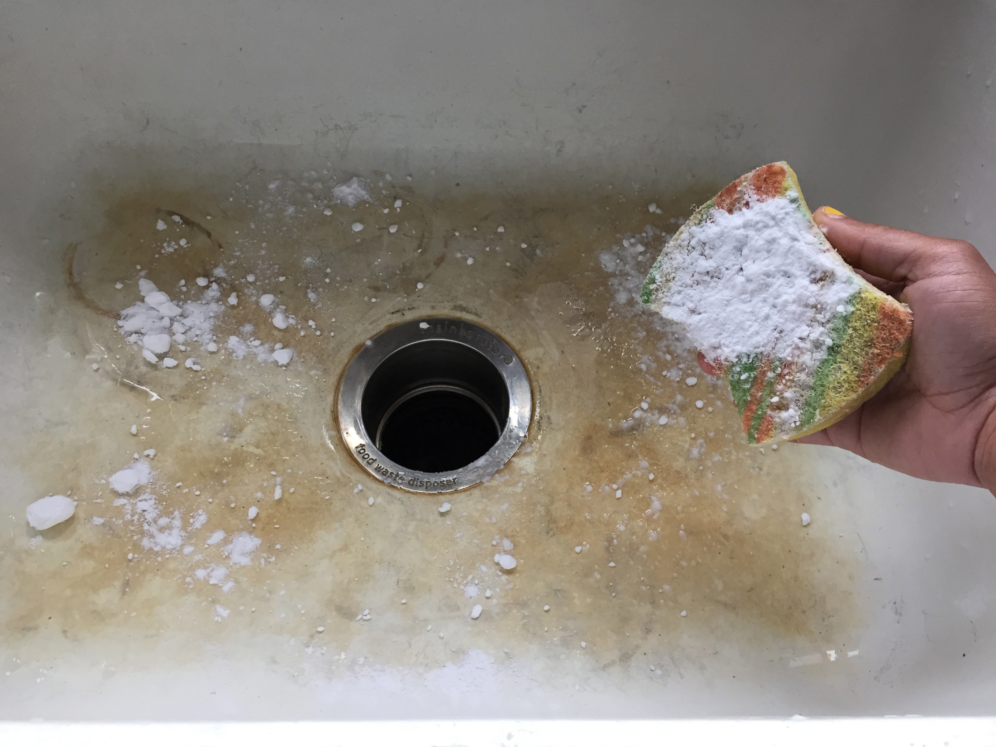 sink_bakingsoda2