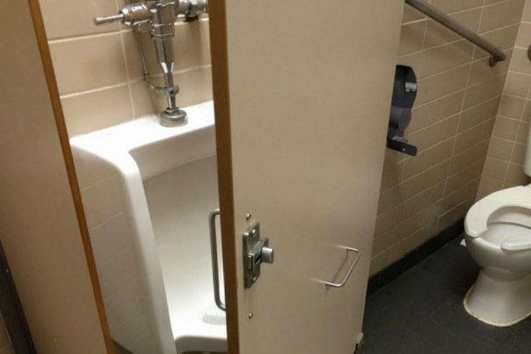 fail urinal