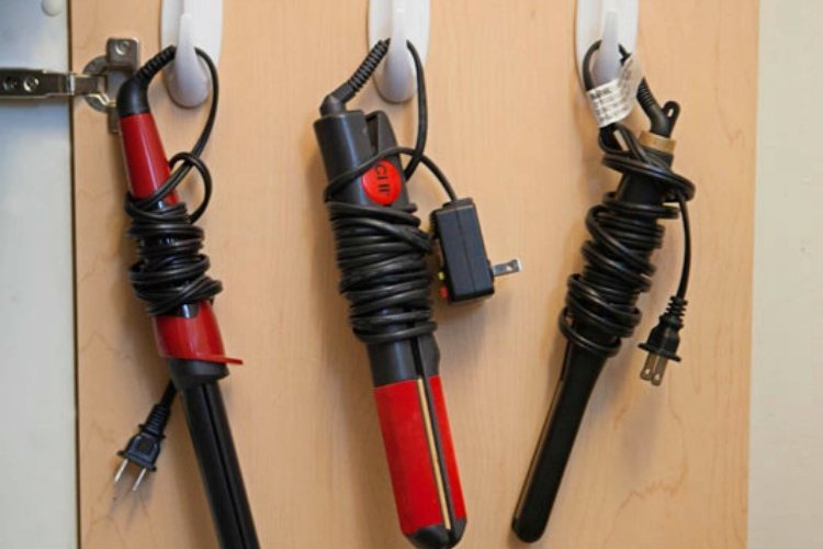 HotHairToolsonHooks