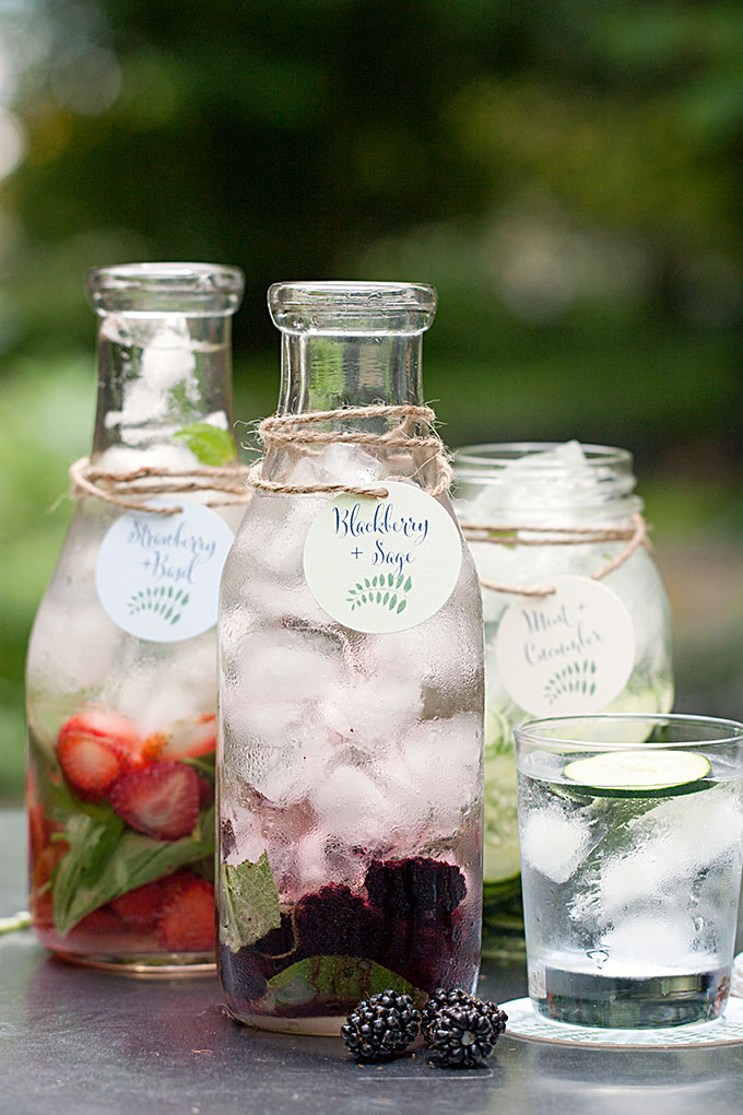 Blackberry-and-Sage-Detox-Water-54health
