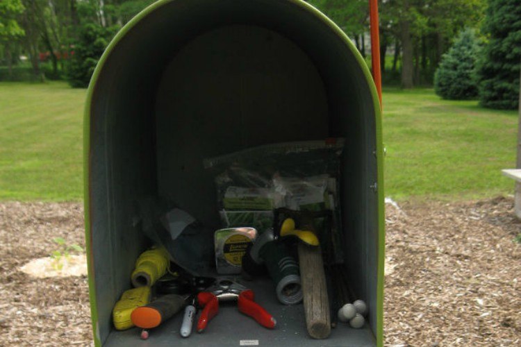 mailbox toolshed
