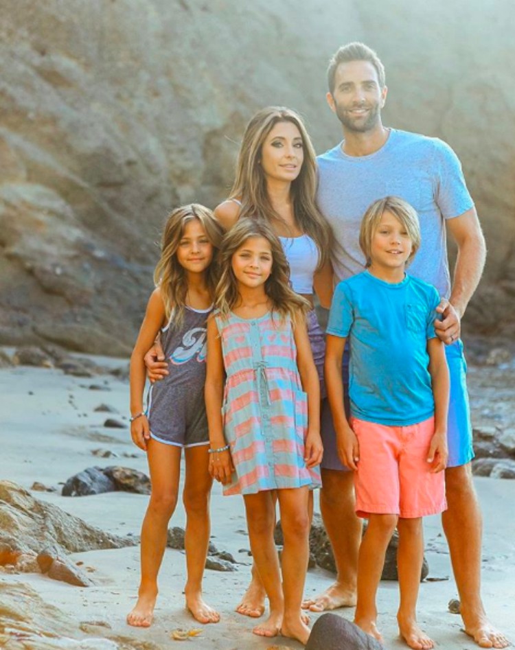 Image of the Clements family