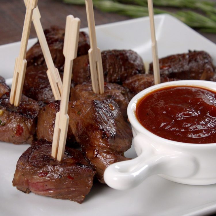 Honey Balsamic Steak Bites on skewers