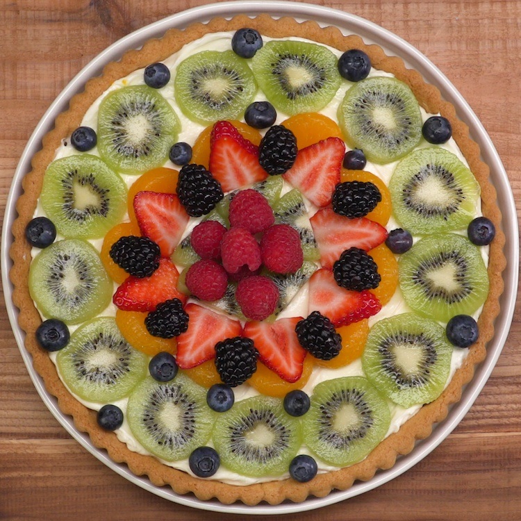 sugar cookie fruit tart fruit arrangement